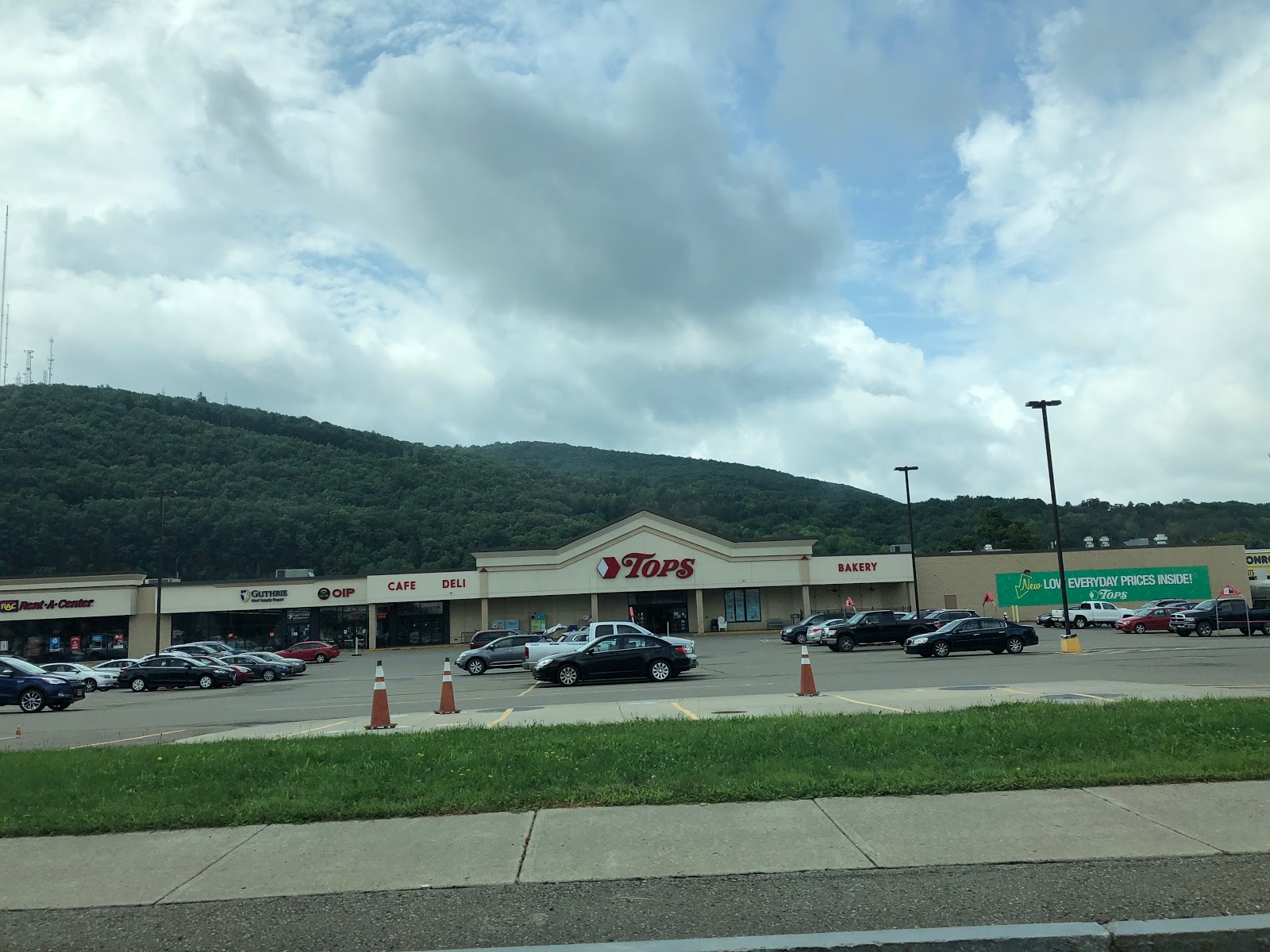 Snapshot Tops Friendly Markets Riverside, NY