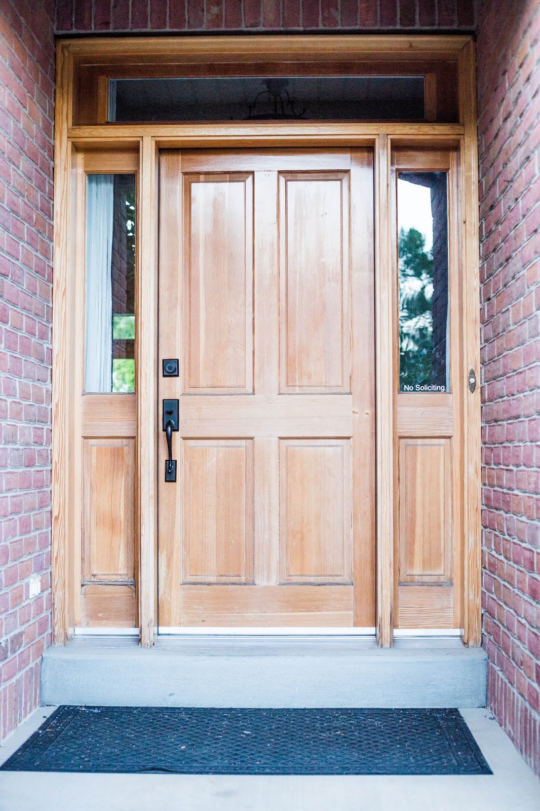 do it yourself divas DIY Refinish Front Door