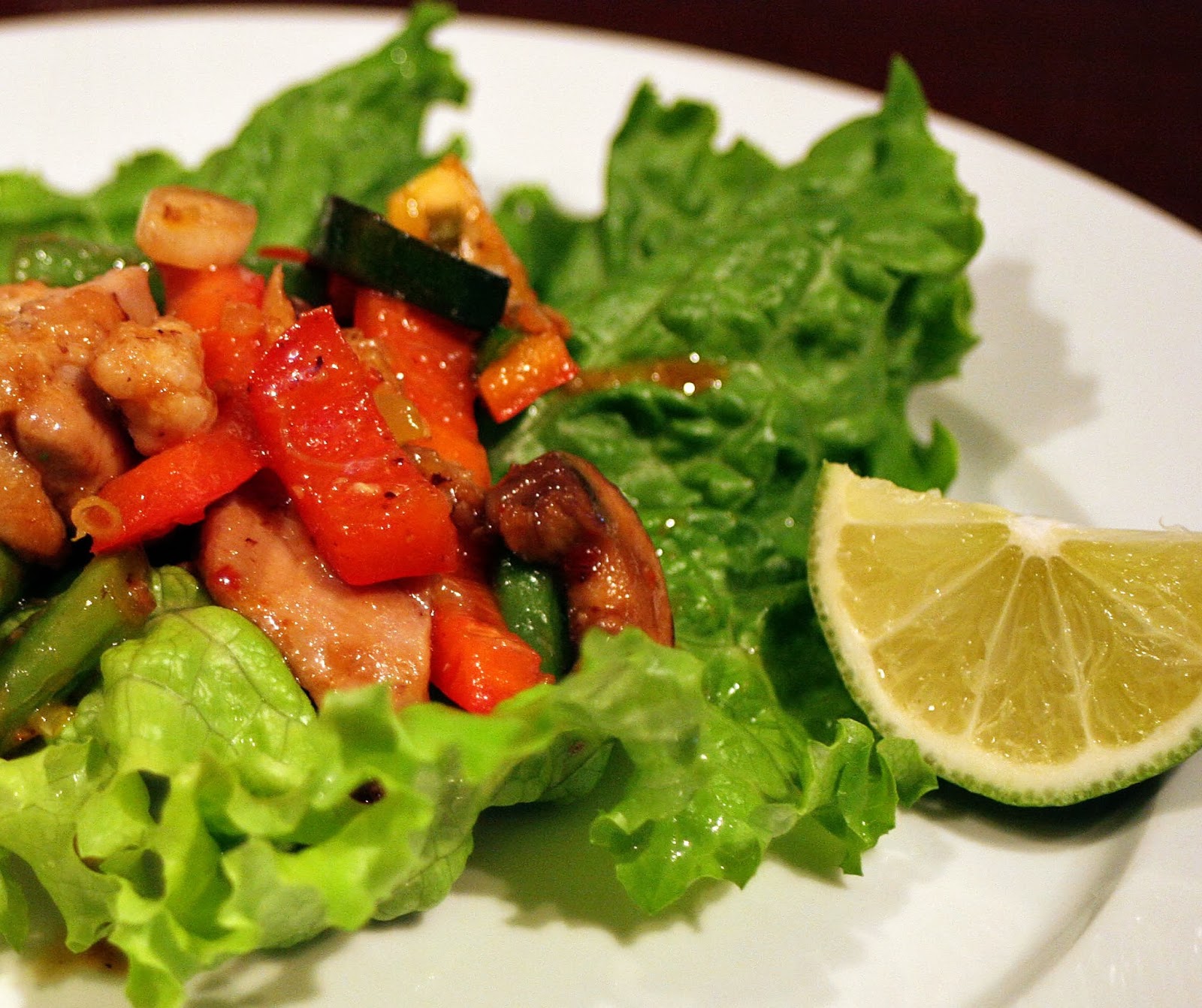 Chicken Curry Lettuce Wraps w/Cucumber Yogurt Sauce