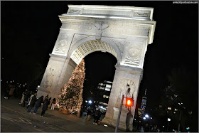 Árbol de Navidad de Washington Square, Nueva York Árbol de Navidad de Washington Square, Nueva York