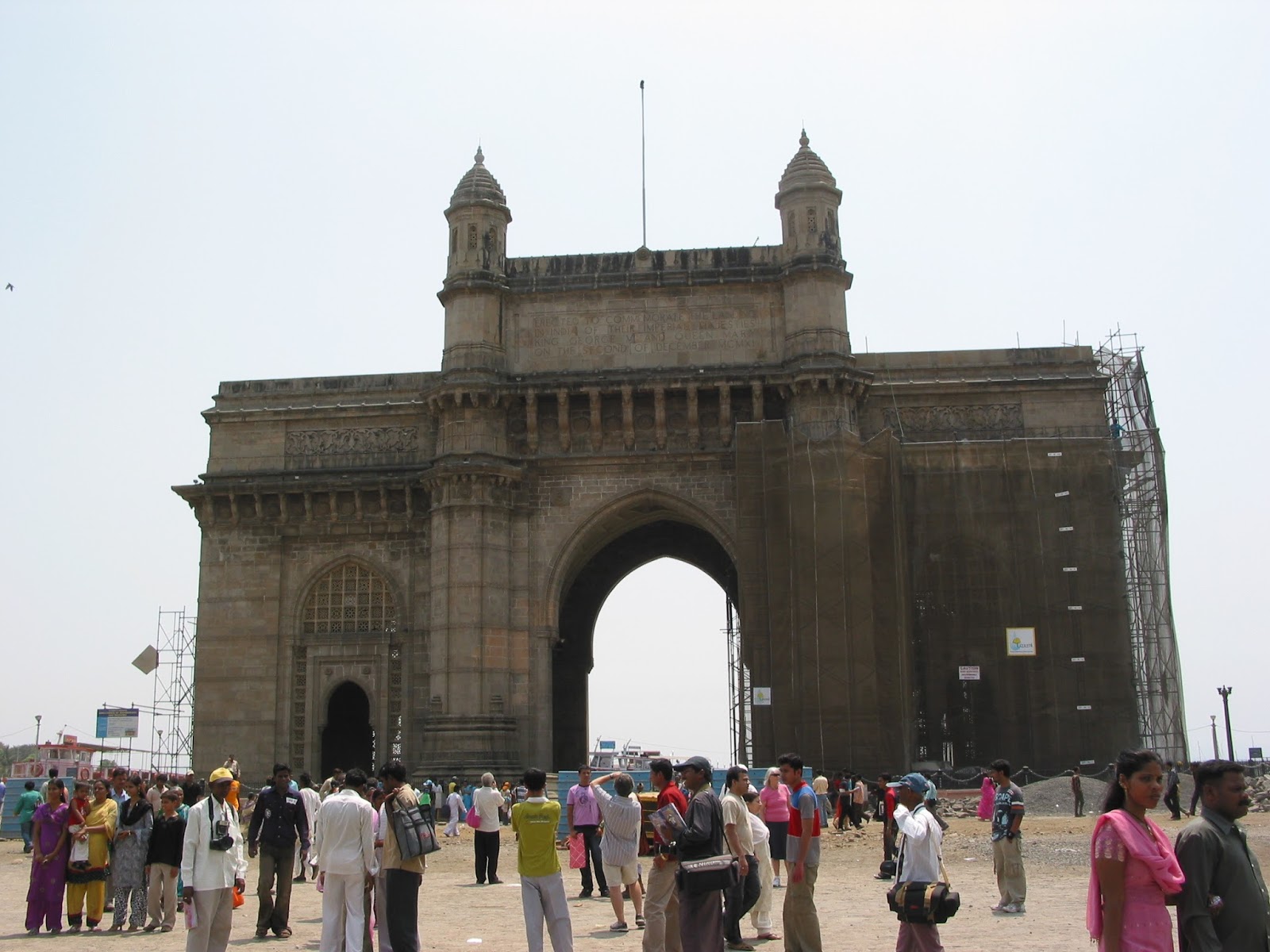 Around The World MUMBAI (BOMBAY), Sunday, March 23