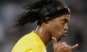 El Schalke 04 piensa en el fichaje de Ronaldinho