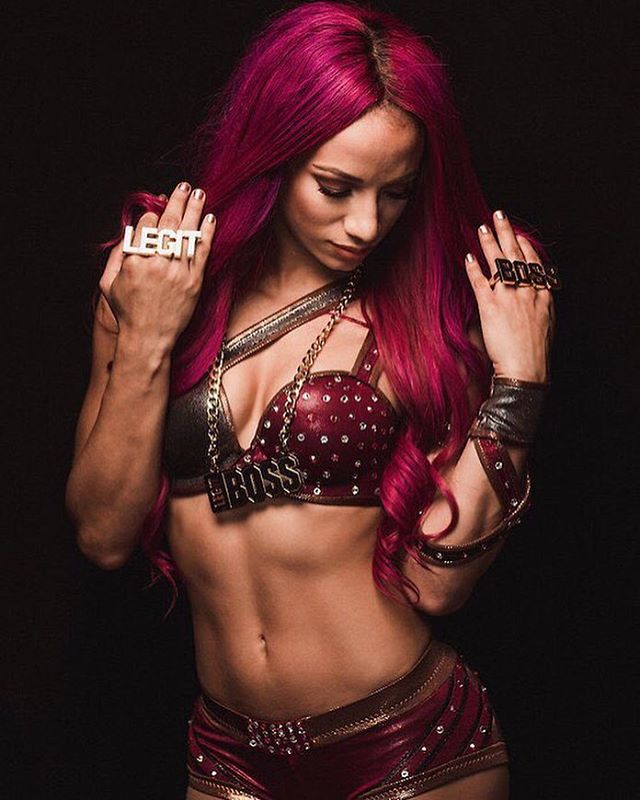 Sasha Banks Sexy Photos.