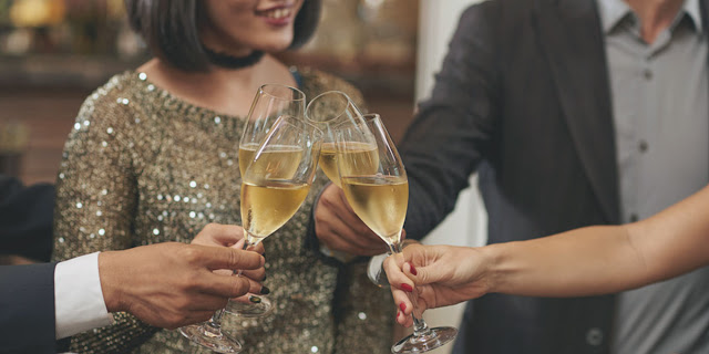 Guide to Dressing the Best for Your Next Party