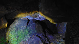 <img src="fairy holes caves, saddleworth.jpeg" alt=" urban exploring uk, underground places around manchester">