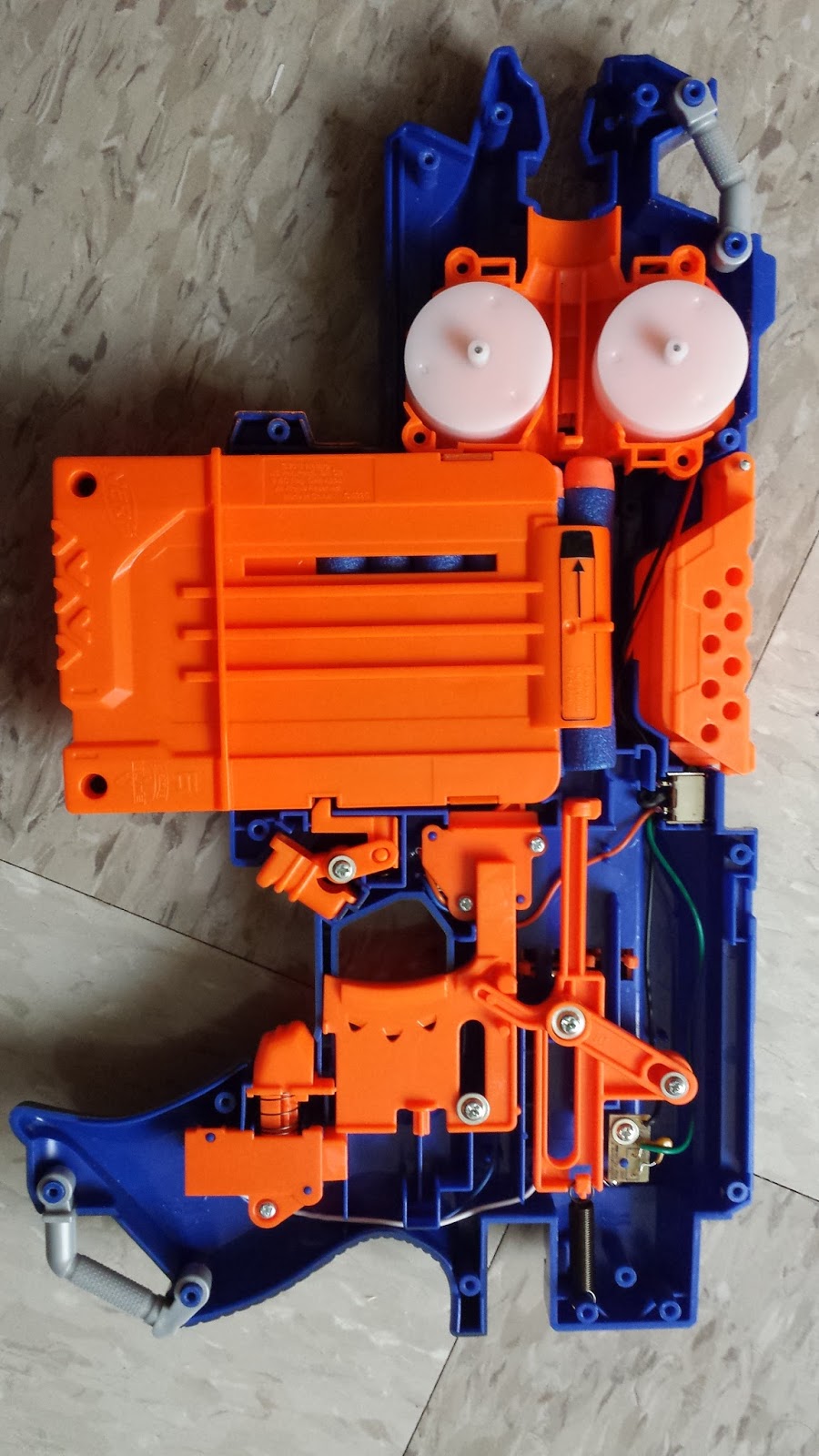 How Things Work The Inner Workings of a NERF gun