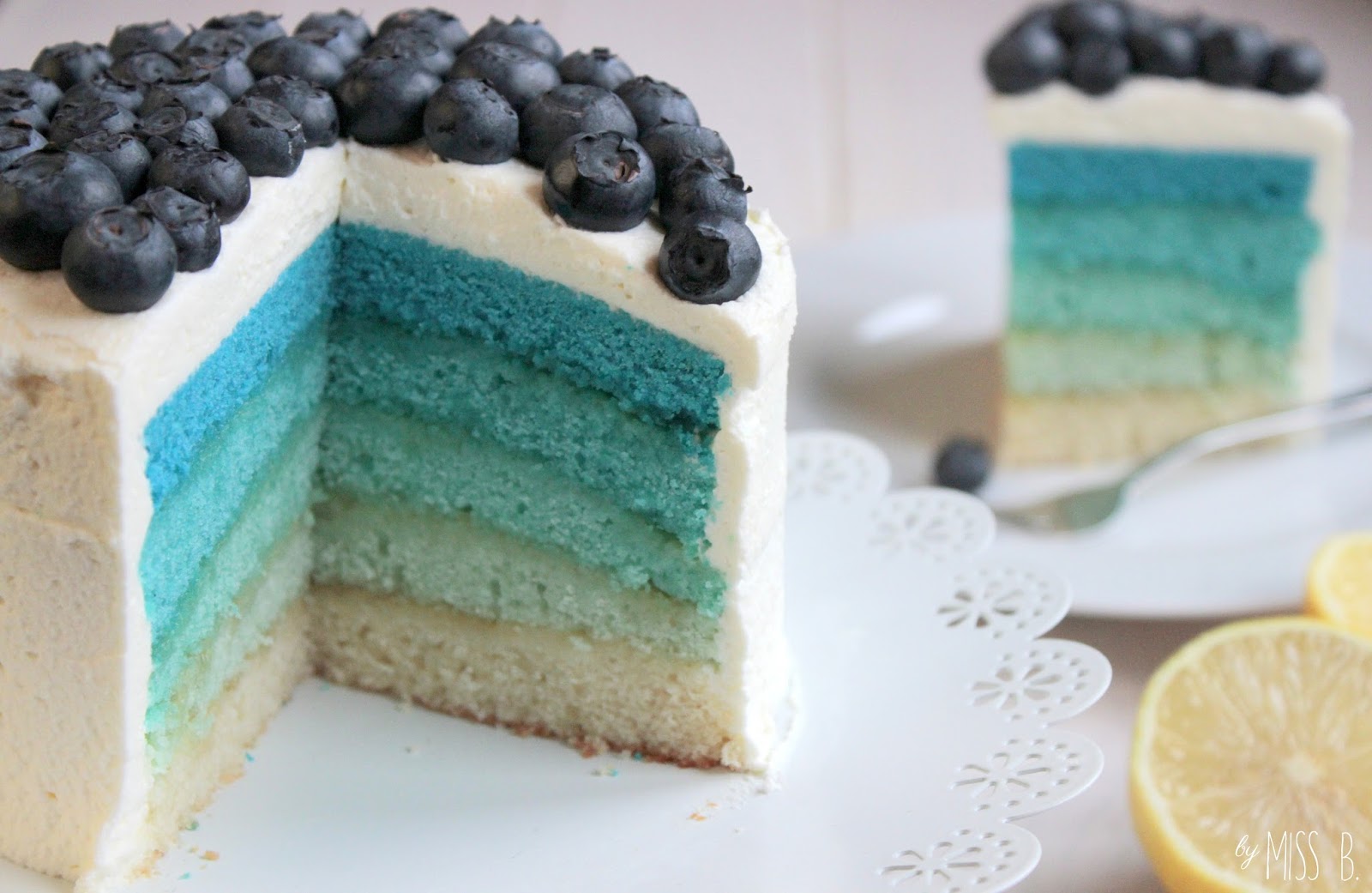 Blue Ombre Cake Mit Blaubeeren