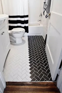 desain kamar mandi Kamar Mandi Split Hitam dan Putih