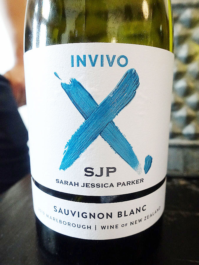 Invivo X by Sarah Jessica Parker Sauvignon Blanc 2019 (89 pts)
