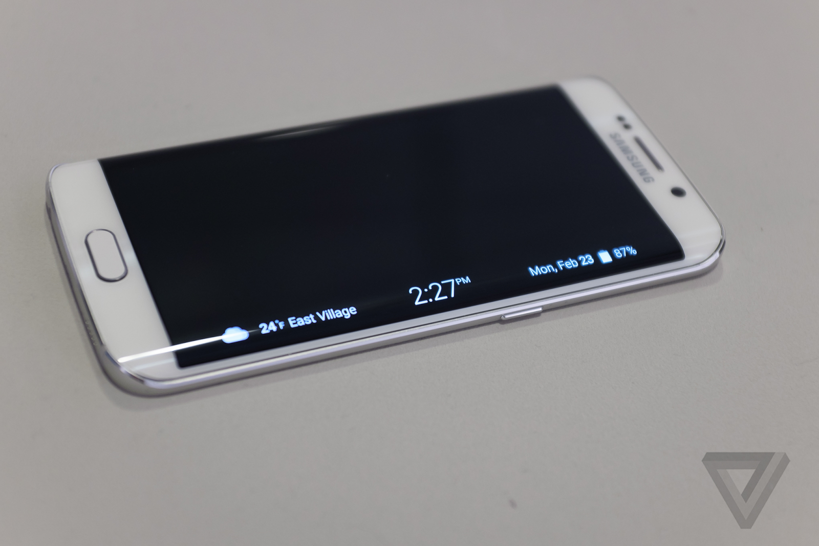 Samsung Galaxy S6 Edge Full Spesifikasi & Review (Kelebihan, Kekurangan dan Harga)