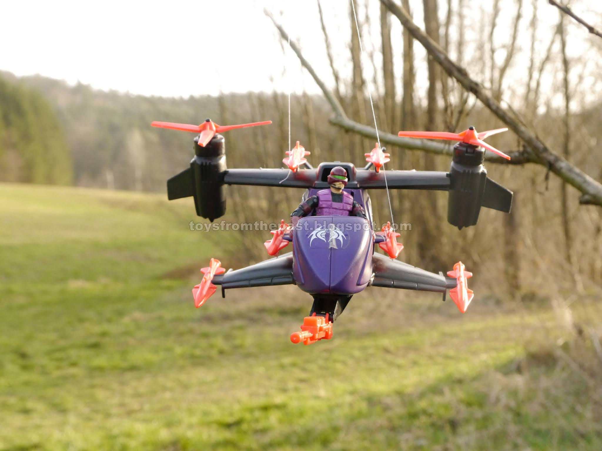 Toys from the Past 966 G. I. JOE COBRA FANG II (1989)