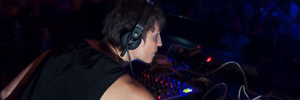 Magda - Live @ ENTER. Sanke Bar (Space Ibiza) - 16-08-2012