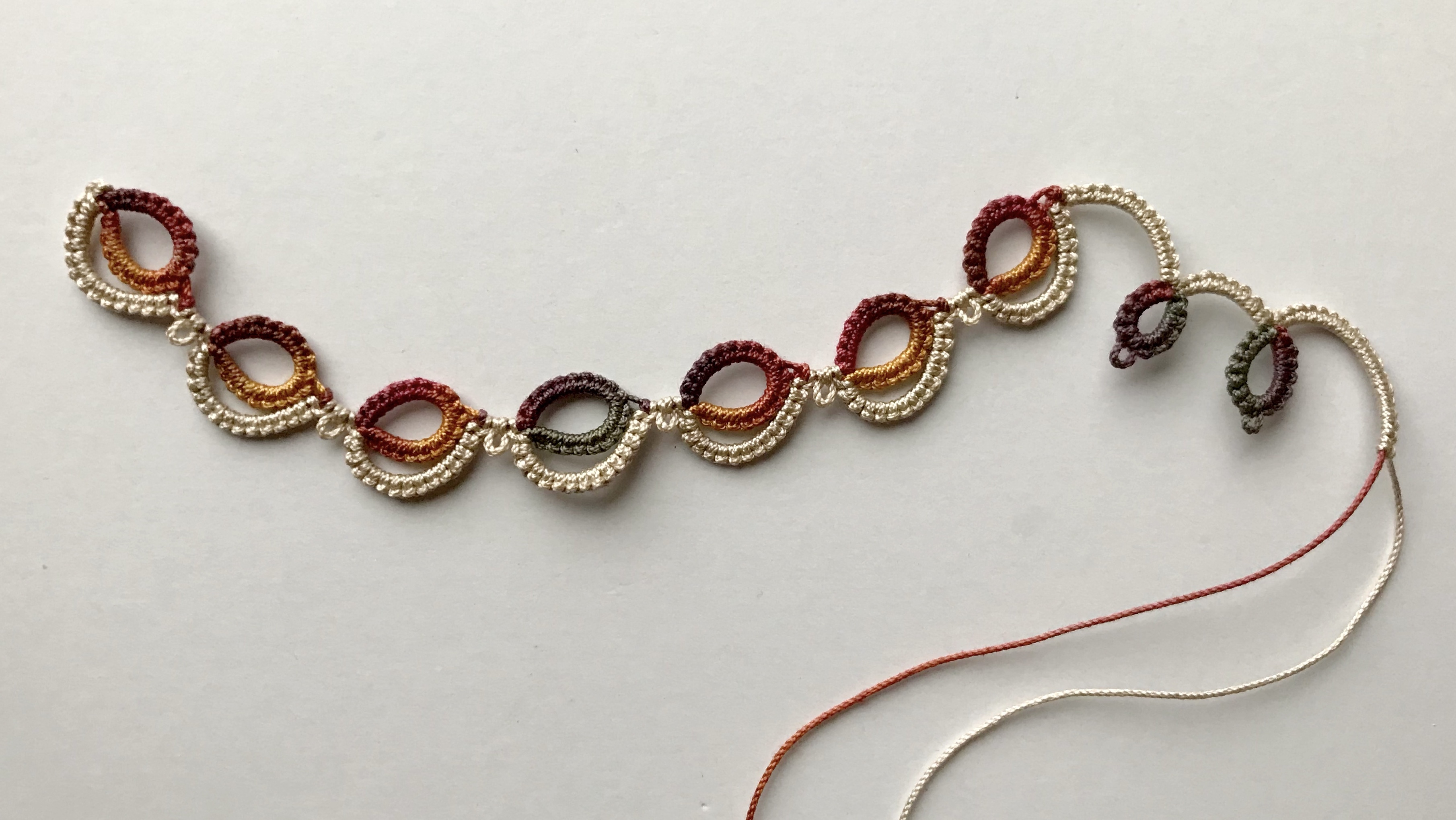 Yarnplayer's Tatting Blog Free Tatting Pattern for a Dissent Collar