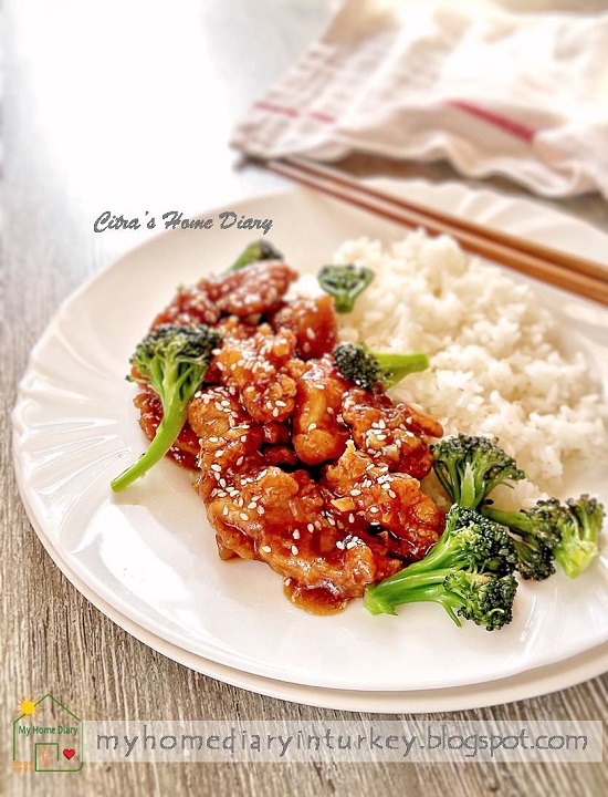 Easy General Tso's Chicken Recipe| Çitra's Home Diary. #chiinesefood #asianfoodrecipe #chickenrecipe #takeaway #homecooking #sweetandsourchicken #generaltsochicken