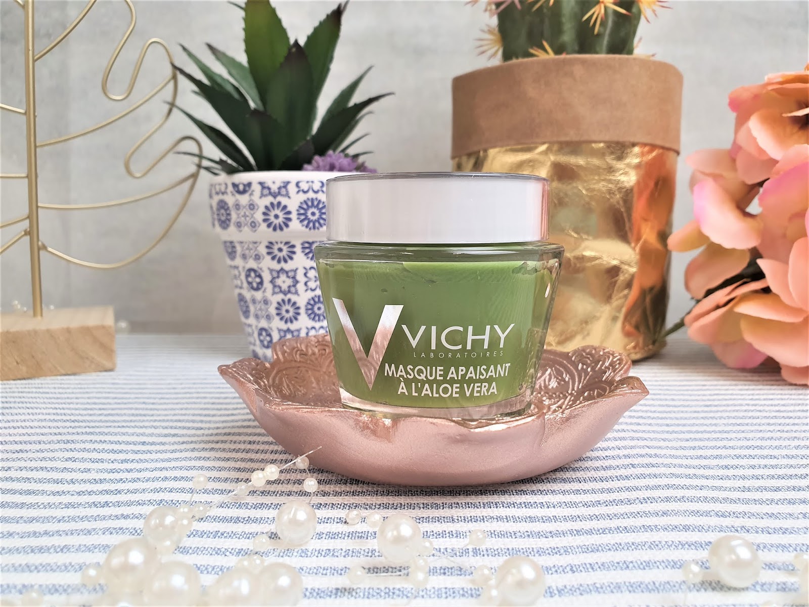 Kathryn's Loves Vichy Soothing Aloe Vera Mask Review