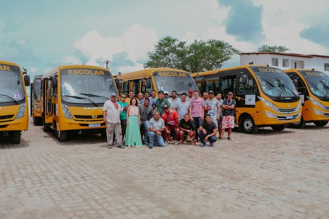 Ônibus escolares garantidos na voltas às aulas em Serrinha