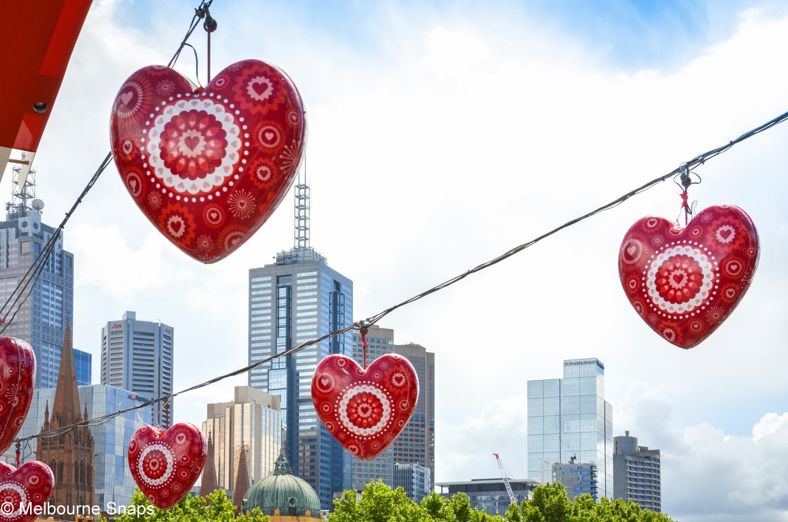 MELBOURNE.SNAPS: HEARTS FOR MELBOURNE