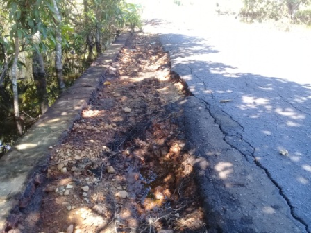 Kerusakan jalan akibat banjir KUMPUL ENGINEER