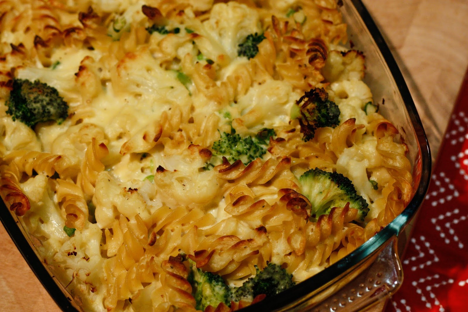 Creamy Cauliflower Broccoli Pasta Bake
