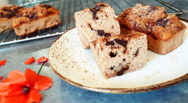 MINIS CAKES CHOCOLAT À LA FARINE DE CHÂTAIGNE_SANS GLUTEN_SANS LACTOSE_SANS MATIÈRE GRASSE