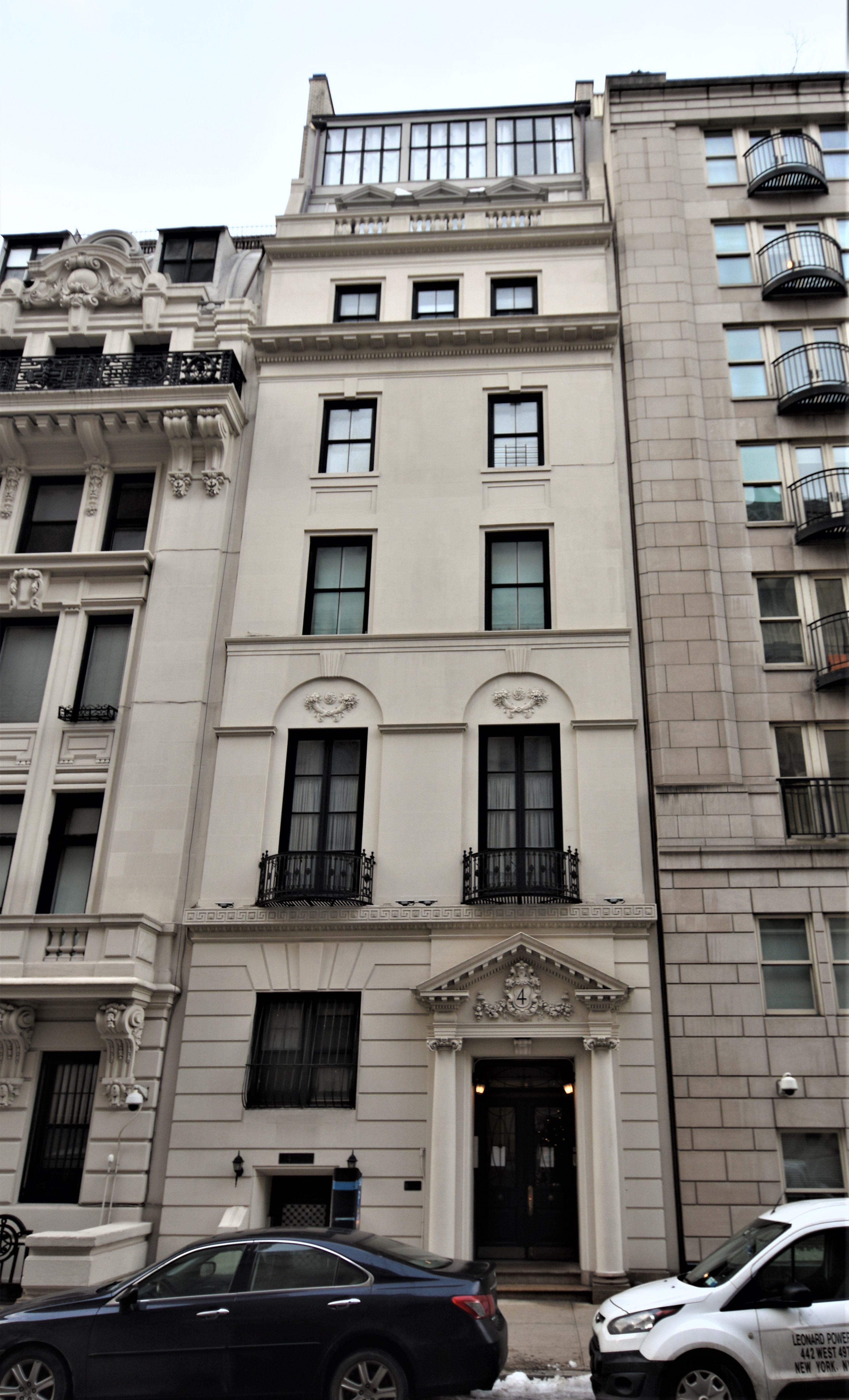 Kitty Carlisle Estate