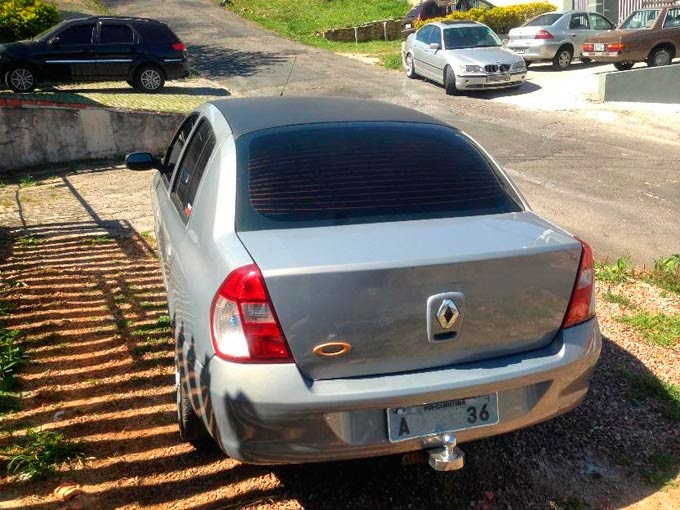 Clio Sedan Rebaixado rodas 17"