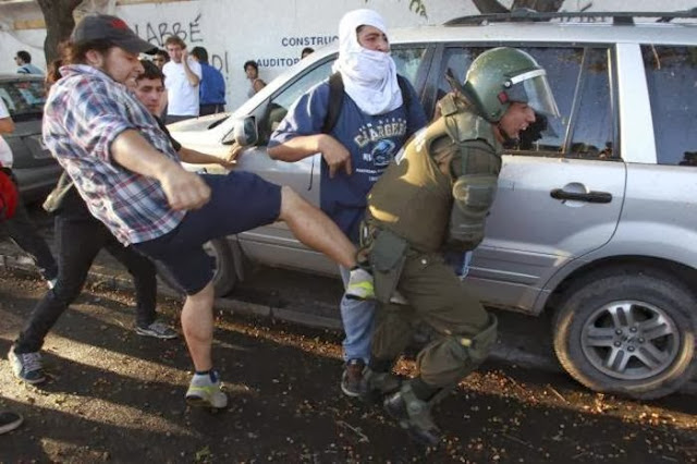 Divertidas imágenes del trabajo de la policía de todo el mundo