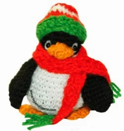 http://www.tejiendoperu.com/navidad/ping%C3%BCino-a-crochet-amigurumi/