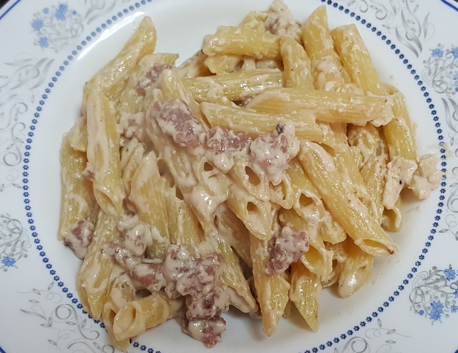 Really Italian Pasta PENNE PANNA E SALSICCIA / PENNE WITH CREAM AND