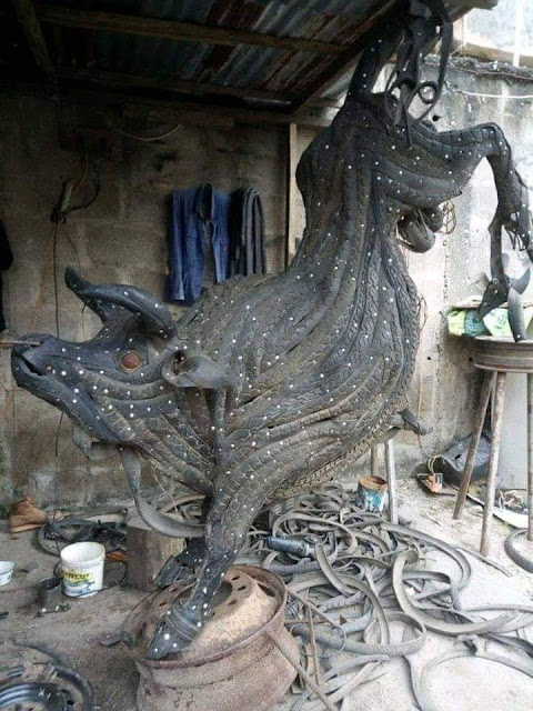 IMG 20190318 184733 This guy makes amazing works of art out of discarded tires