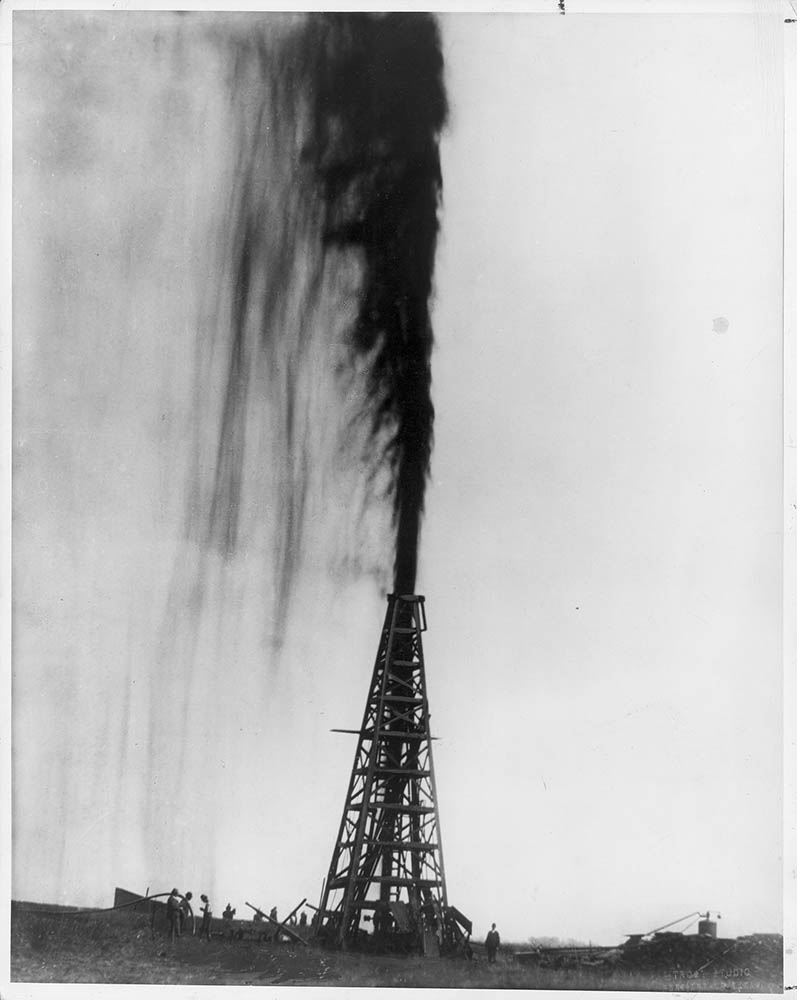 Spindletop gusher