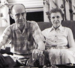 Papa Leo & Momo (My maternal grandparents)