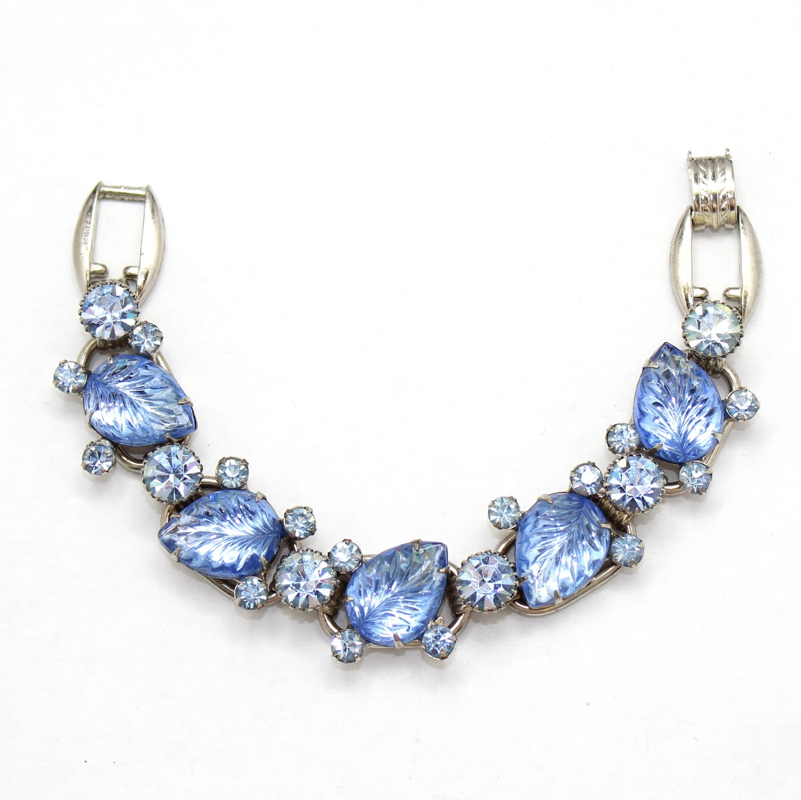 Identifying Juliana (DeLizza & Elster) Jewelry Juliana (D&E) 5 Link Bracelets