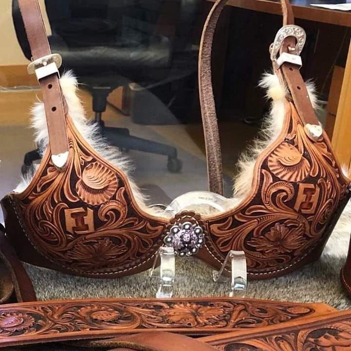 PawPaw's House Good Leather