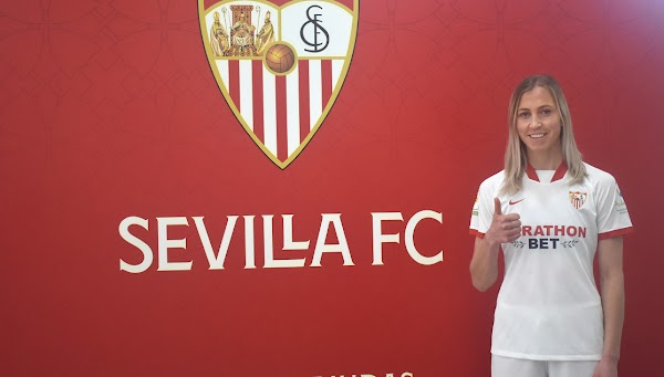 Oficial: Sevilla Femenino, firma Karlenas