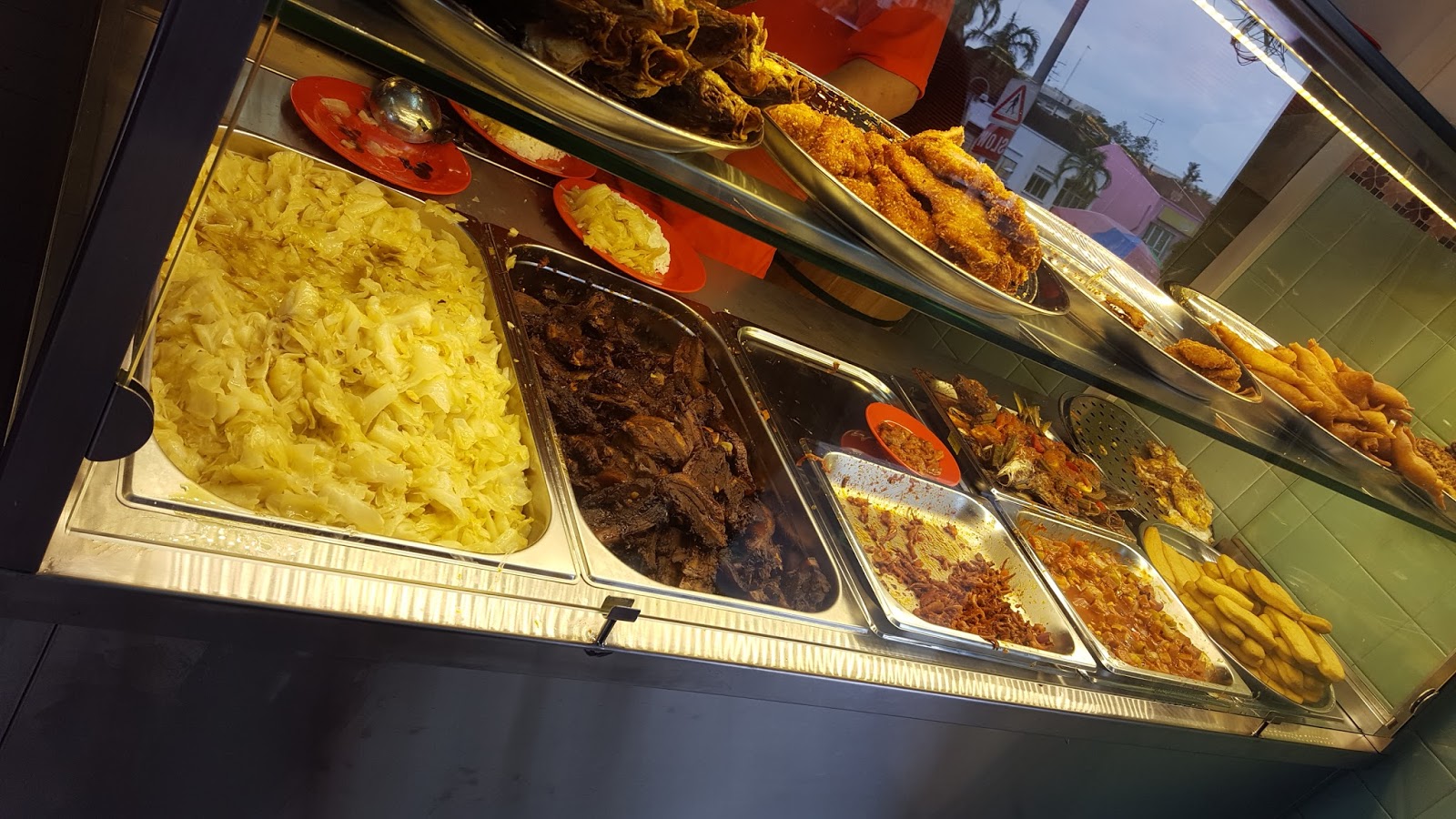 My Honest Opinion 美芝律剪刀剪咖哩饭 Mei Zhi Lü ScissorCut Curry Rice (Upper