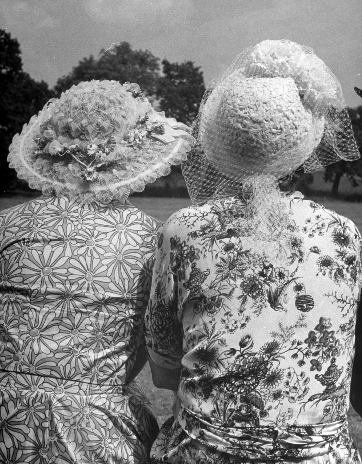 18 Creative and Beautiful Vintage Women's Easter During the