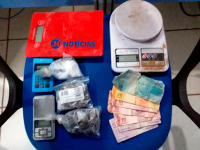 Traficante e usuário são presos durante negociação de droga no Bairro Aponiã