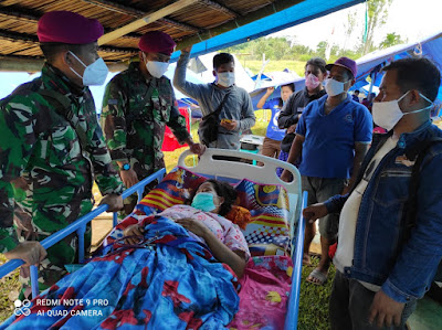Batalyon Kesehatan TNI Bantu Pengobatan Korban Gempa Sulbar Batalyon Kesehatan TNI Bantu Pengobatan Korban Gempa Sulbar