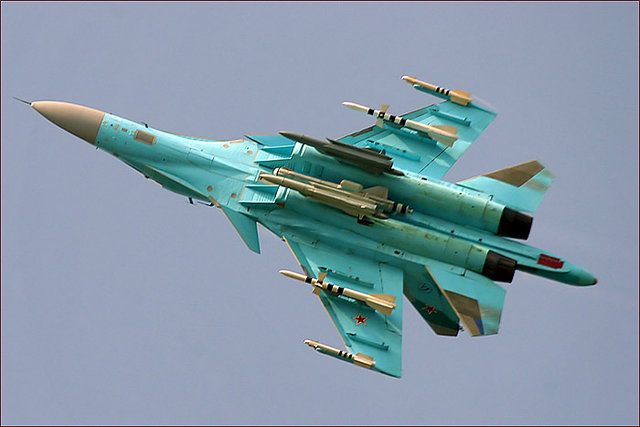 Russian+Sukhoi+Su-34+Strike+Fighter+Bomber_1.jpg