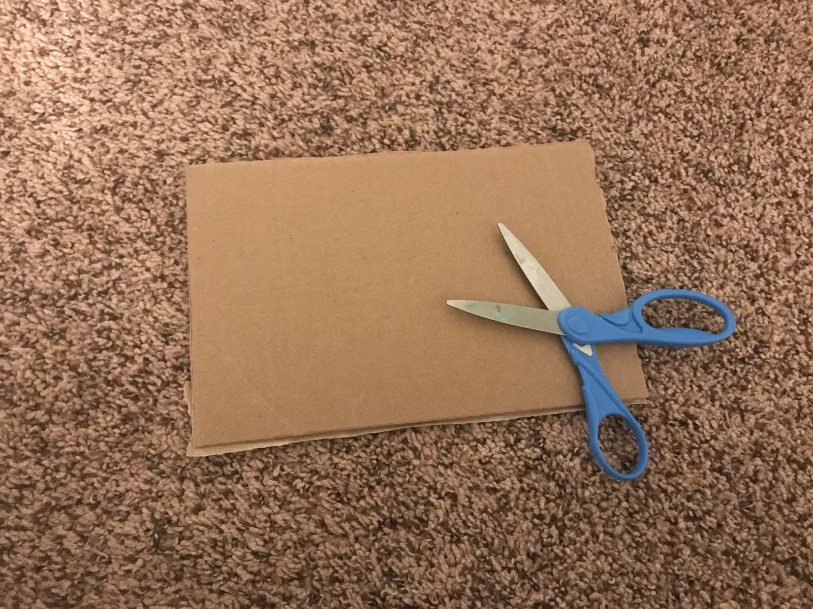 How to Make DIY Bulletin Board