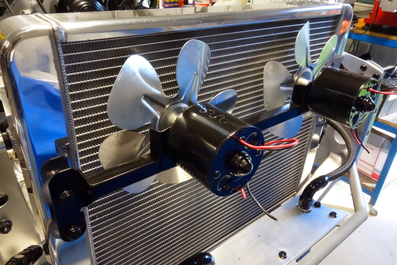 AC Cobra 427SC Replica Classic Revival CR3514 Radiator & Fans