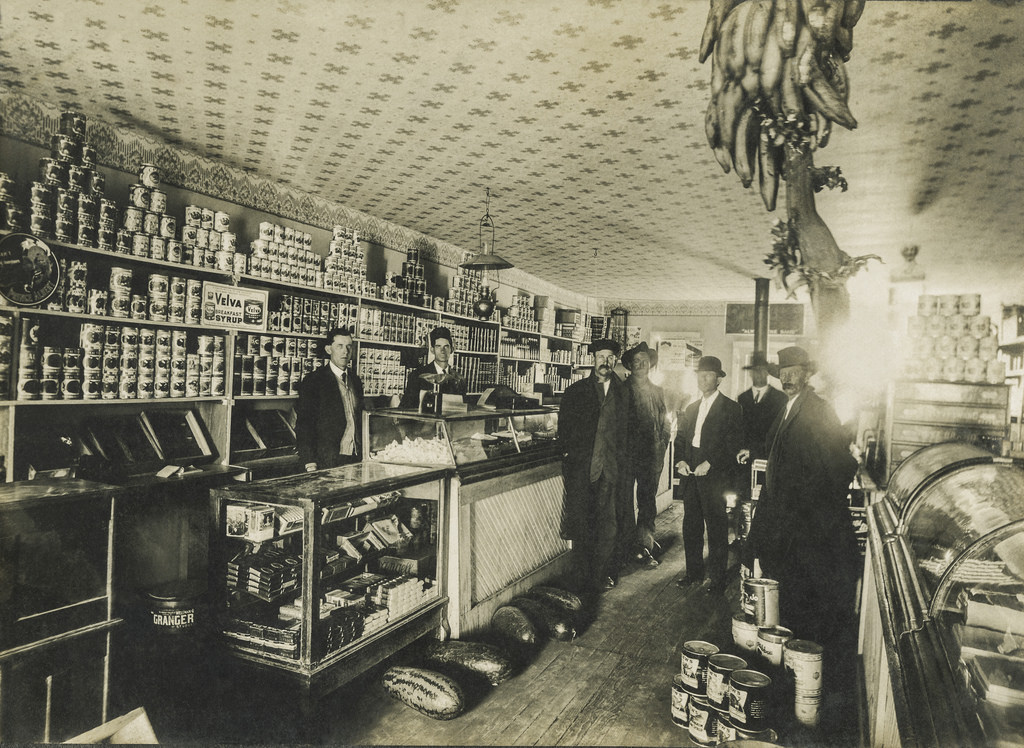 Vintage photos inside the Shops and Stores in Early 20th century