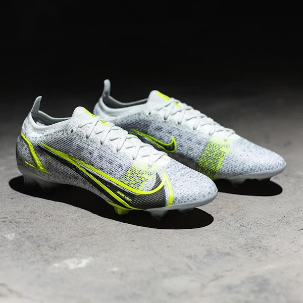 nike silver boots