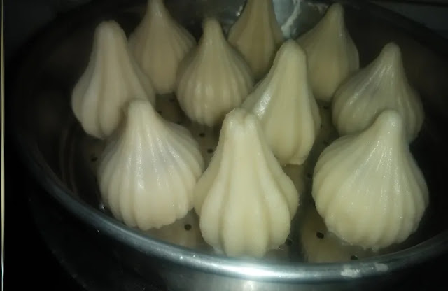 Steaming-Modak Steaming-Modak