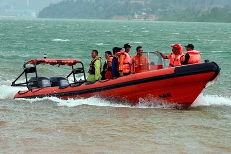 Area Pencarian 7 Turis yang Hilang Capai 200 Km