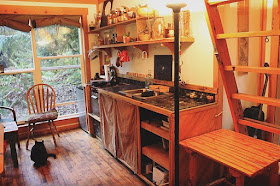 03-Kitchen-Area-Jacob-Witzling-Recycled-Architecture-with-the-1-Bedroom-USD7500-Micro-House-www-designstack-co