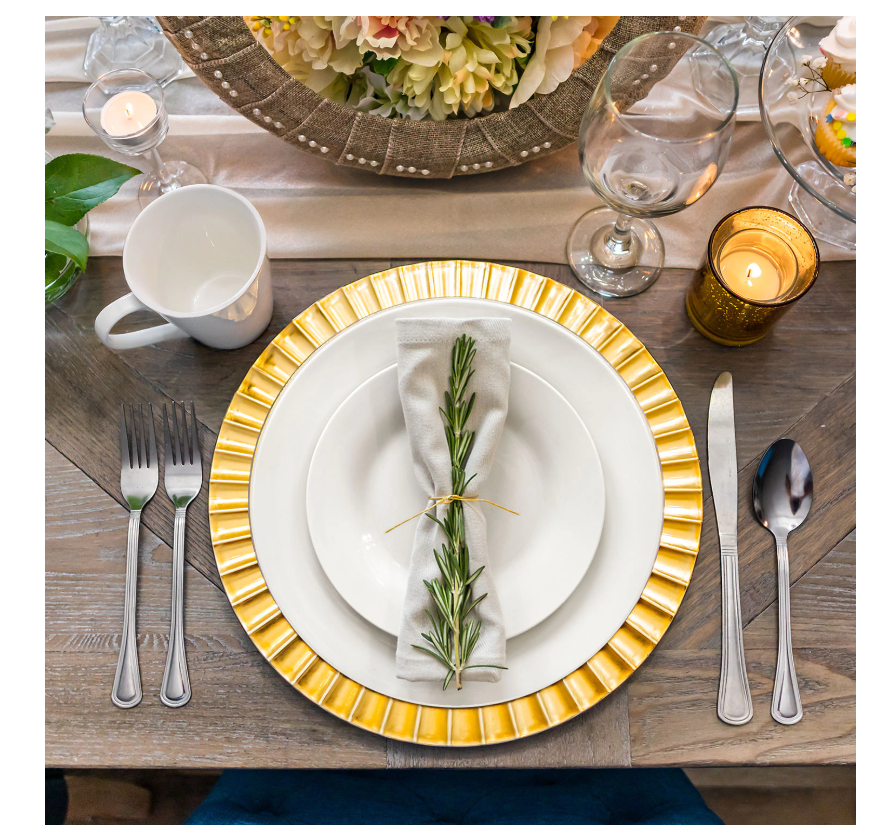 What are Dollar Tree charger plates? DIY Life DIY