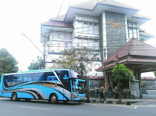 sewa bus jogja tujuan solo