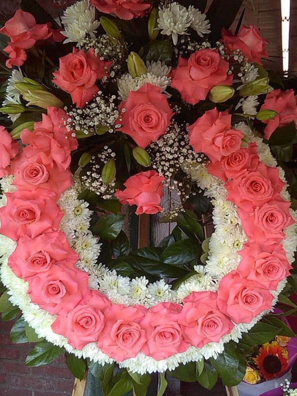 Flower Delivery Glendale Buy your Funeral Flowers at Glendale Flower Delivery